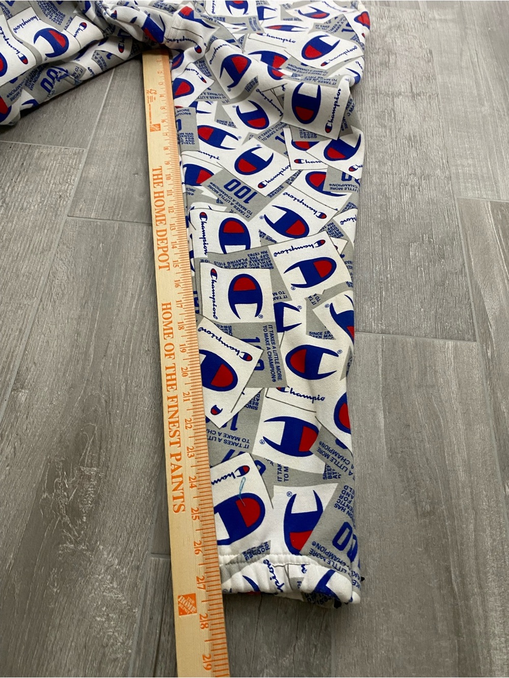 Champion Super Fleece 3.0 Overall an all-over jock tag print unisex size M - Picture 9 of 14